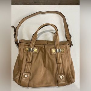 B Makowsky Leather handbag